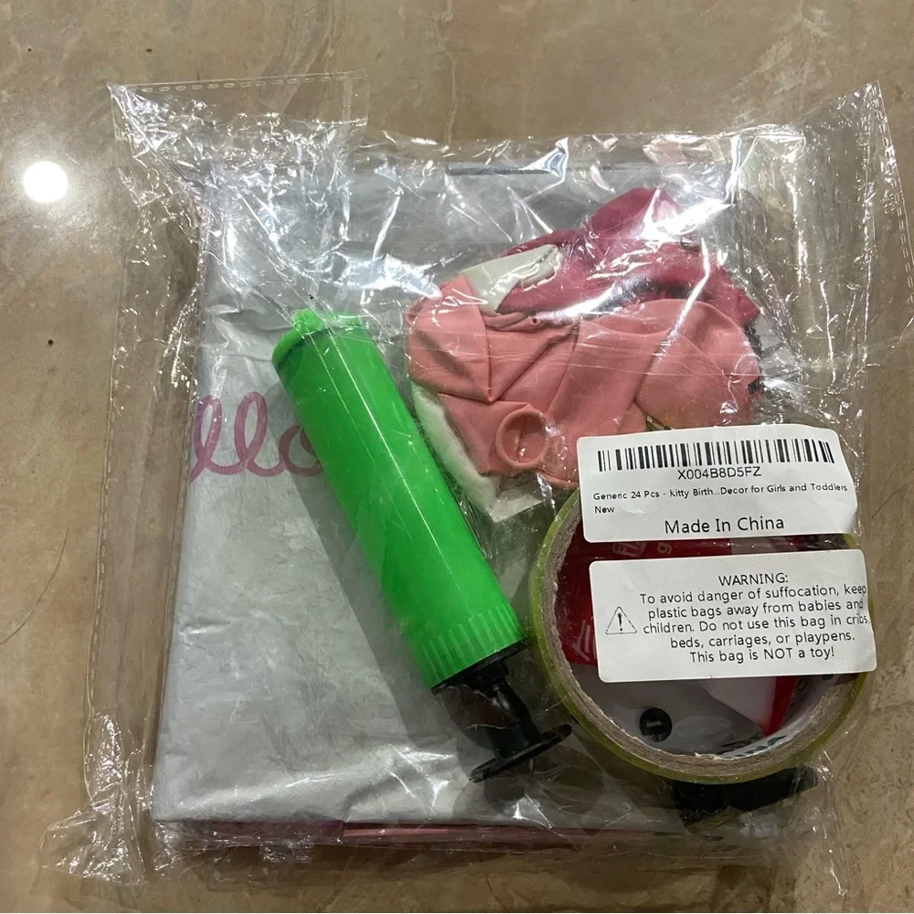 Hello Kitty Pink and White Happy Birthday Party Decorations Set - Picture 4 of 4